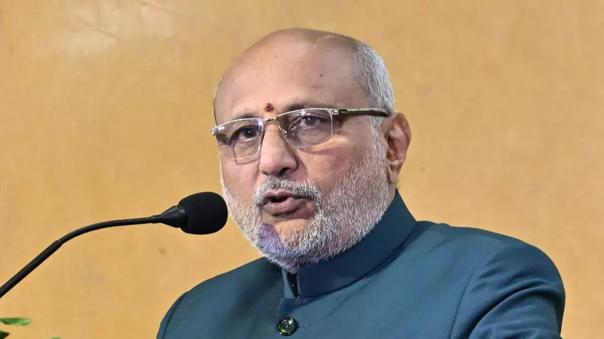 भारत अपनी स्वतंत्रता और संप्रभुता की रक्षा के लिए बढ़ा रहा ताकत : उपराष्ट्रपति भारत अपनी स्वतंत्रता और संप्रभुता की रक्षा के लिए बढ़ा रहा ताकत : उपराष्ट्रपति