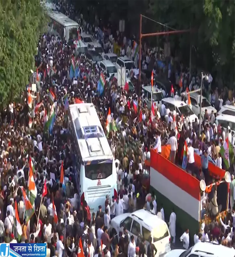 दिल्ली में INDIA गठबंधन का बड़ा प्रदर्शन दिल्ली में INDIA गठबंधन का बड़ा प्रदर्शन