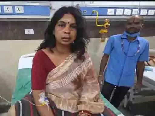 उधार में सामान नहीं दिया तो महिला दुकानदार को डंडे से पीटा, आरोपी पुलिस के हत्थे चढ़ा उधार में सामान नहीं दिया तो महिला दुकानदार को डंडे से पीटा, आरोपी पुलिस के हत्थे चढ़ा