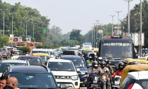INDIA गठबंधन के मार्च से सेंट्रल दिल्ली में ट्रैफिक ठप