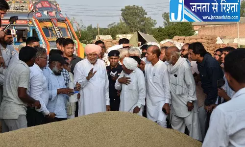 हरियाणा में धान उठान को लेकर सख्ती, जांच के निर्देश हरियाणा में धान उठान को लेकर सख्ती, जांच के निर्देश