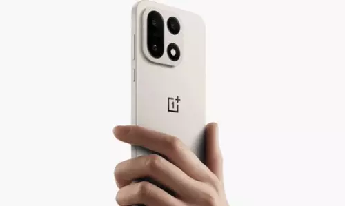 OnePlus 16 vs OnePlus 15: अपग्रेड करने से पहले जानें ये 5 बड़े अंतर OnePlus 16 vs OnePlus 15: अपग्रेड करने से पहले जानें ये 5 बड़े अंतर
