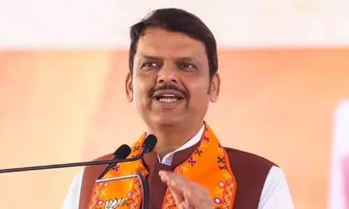 देवेंद्र फडणवीस ने बढ़ाई एसआईआर में दावे-आपत्तियों की समय सीमा देवेंद्र फडणवीस ने बढ़ाई एसआईआर में दावे-आपत्तियों की समय सीमा