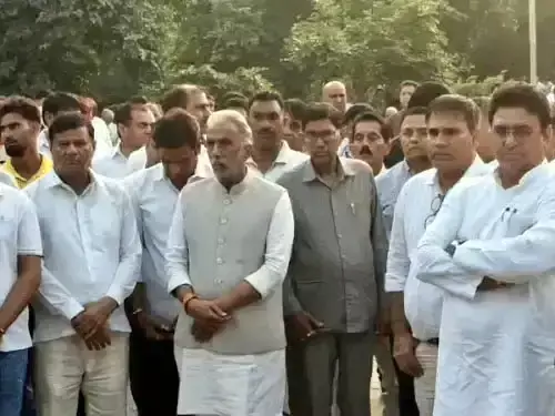 पूर्व विधायक को अंतिम विदाई देने उमड़े लोग, पैतृक गांव में संस्कार पूर्व विधायक को अंतिम विदाई देने उमड़े लोग, पैतृक गांव में संस्कार