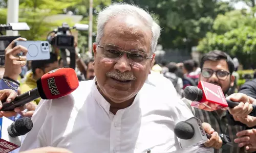 भूपेश बघेल के खिलाफ विजय बघेल की चुनाव याचिका, हाईकोर्ट से बड़ा अपडेट आया