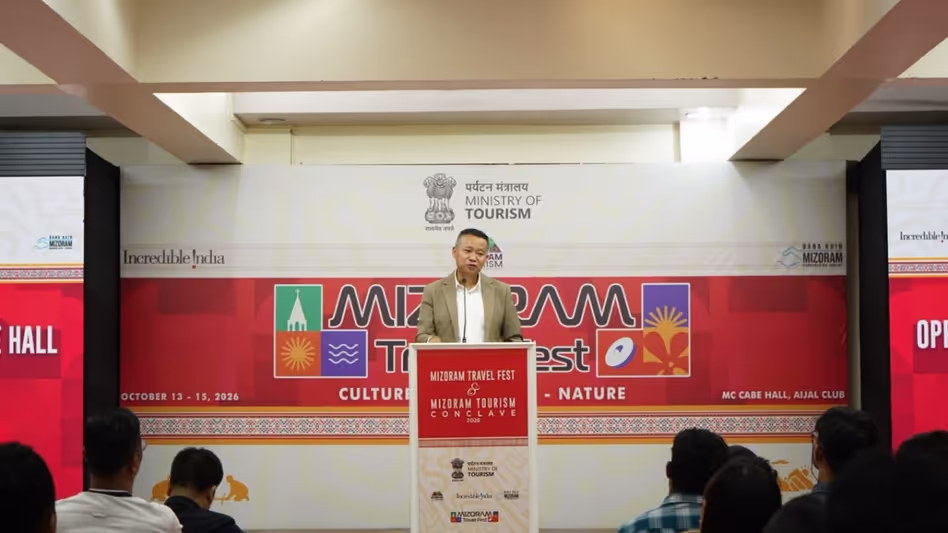 टूरिज्म में बड़ा उछाल: विंटर कैपिटल का टैग पाने की रेस में मिज़ोरम टूरिज्म में बड़ा उछाल: विंटर कैपिटल का टैग पाने की रेस में मिज़ोरम
