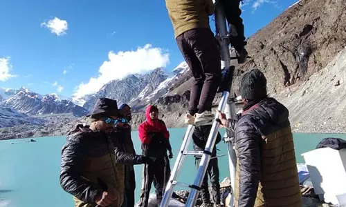 उत्तराखंड में ग्लेशियर झील की बाढ़ से बचाव की बड़ी पहल उत्तराखंड में ग्लेशियर झील की बाढ़ से बचाव की बड़ी पहल