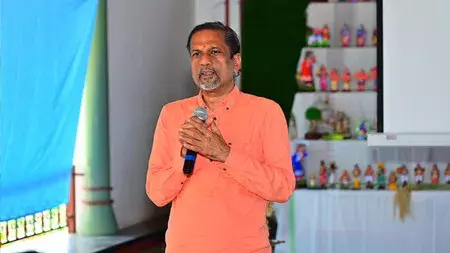 AI का बढ़ता खर्च पड़ा भारी, ज़ोहो ने रोकी वेतन वृद्धि AI का बढ़ता खर्च पड़ा भारी, ज़ोहो ने रोकी वेतन वृद्धि
