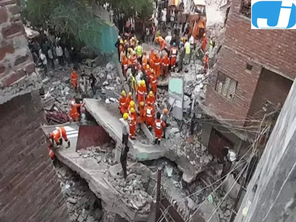 दिल्ली के असुरक्षित भवनों की जानकारी मिले जनता को, पार्षदों ने उठाई आवाज दिल्ली के असुरक्षित भवनों की जानकारी मिले जनता को, पार्षदों ने उठाई आवाज