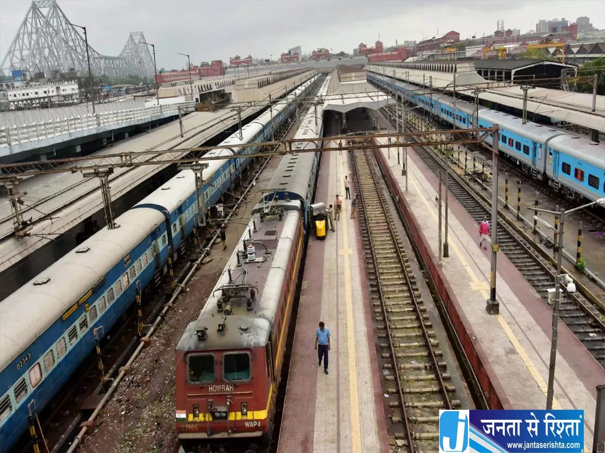 भारतीय रेलवे का शानदार प्रदर्शन माल ढुलाई और यात्री सेवाओं में बढ़ोतरी भारतीय रेलवे का शानदार प्रदर्शन माल ढुलाई और यात्री सेवाओं में बढ़ोतरी