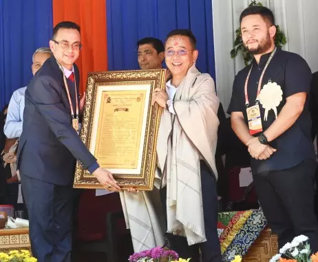 पूर्व शिक्षक गोले पहुंचे छोटा समदोंग SSS के स्वर्ण जयंती समारोह में पूर्व शिक्षक गोले पहुंचे छोटा समदोंग SSS के स्वर्ण जयंती समारोह में