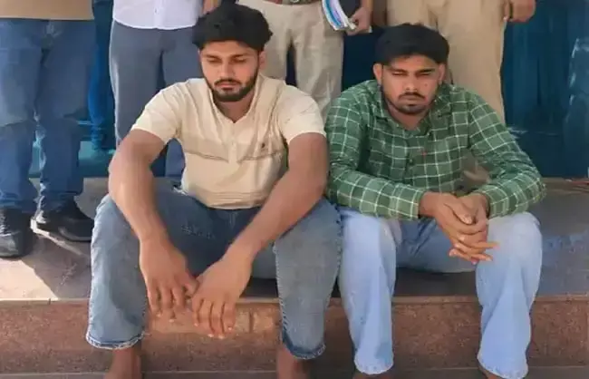 ठगी की रकम सीएससी सेंटर संचालकों तक पहुंचाने वाले दो पकड़े ठगी की रकम सीएससी सेंटर संचालकों तक पहुंचाने वाले दो पकड़े