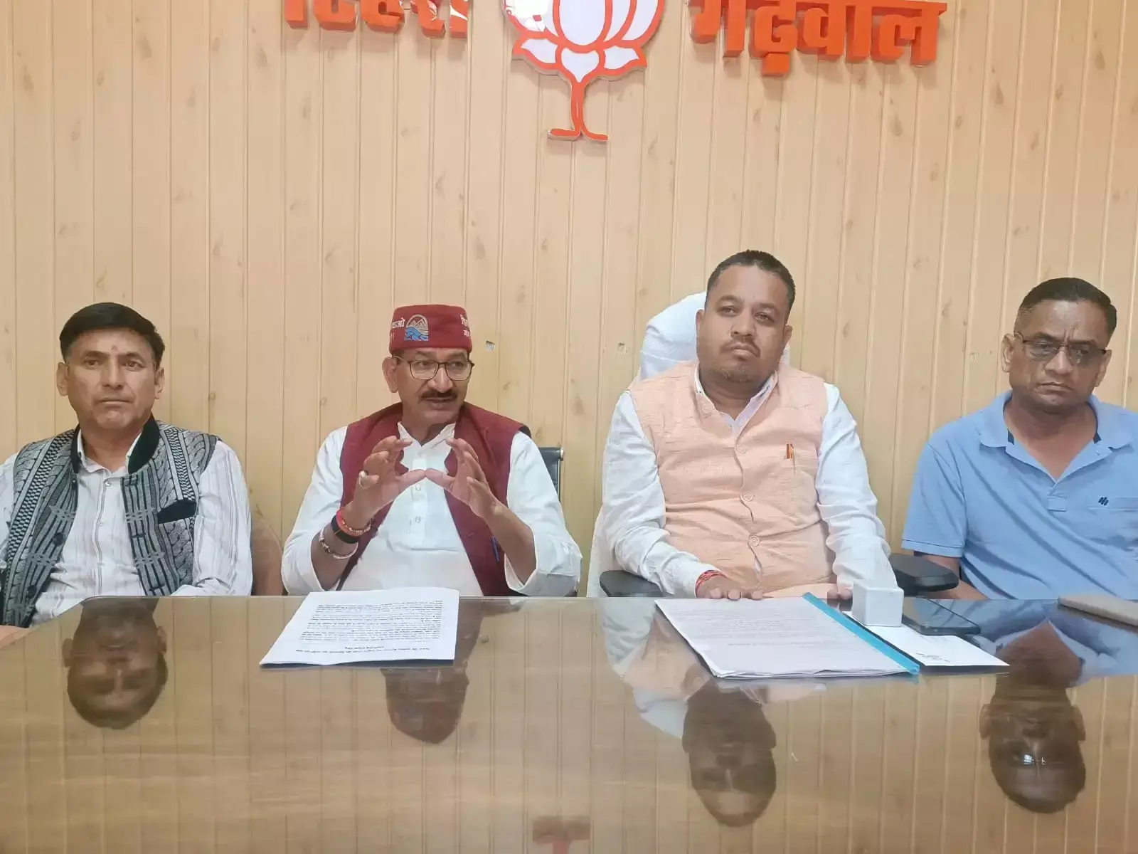 राष्ट्रीय सुरक्षा सलाहकार अजीत डोभाल को किशोर ने बताया देश का गौरव राष्ट्रीय सुरक्षा सलाहकार अजीत डोभाल को किशोर ने बताया देश का गौरव