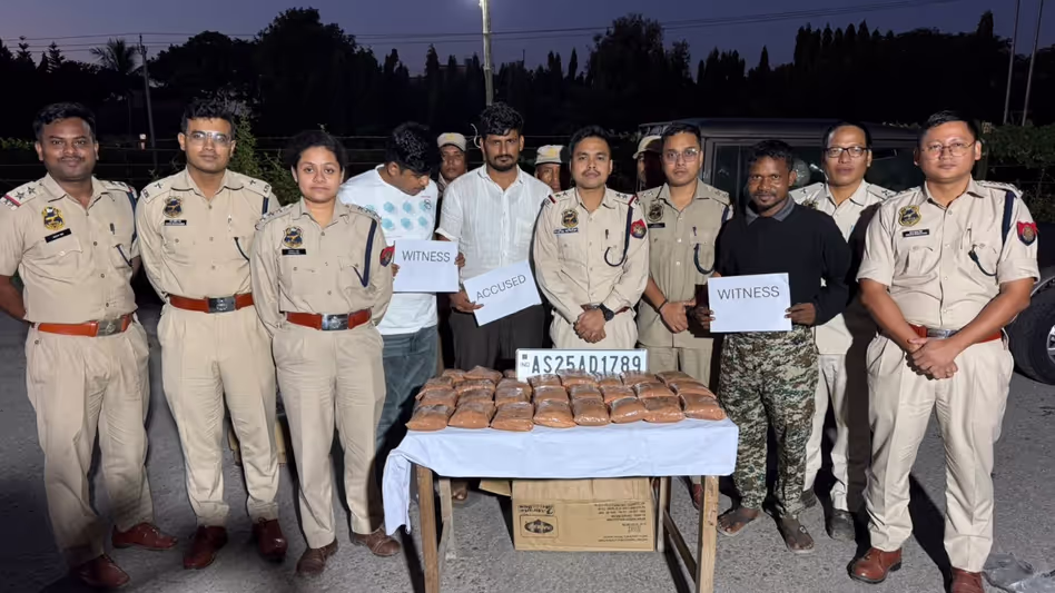 5 करोड़ रुपये की संदिग्ध ड्रग्स बरामद, श्रीरामपुर गेट पर एक धराया 5 करोड़ रुपये की संदिग्ध ड्रग्स बरामद, श्रीरामपुर गेट पर एक धराया