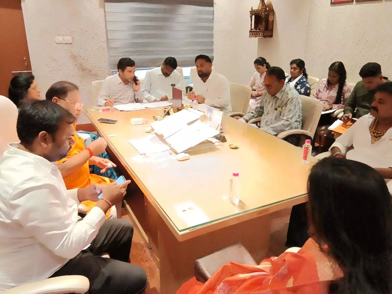 रायपुर में विकास कार्यों को लेकर विधायक सुनील सोनी सख्त रायपुर में विकास कार्यों को लेकर विधायक सुनील सोनी सख्त