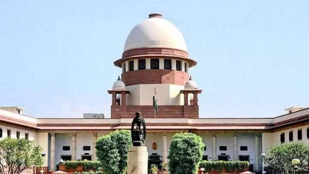 चुनावी टिकट स्टिंग केस में CBI जांच से सुप्रीम कोर्ट का इनकार चुनावी टिकट स्टिंग केस में CBI जांच से सुप्रीम कोर्ट का इनकार