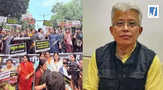 अंगोमचा अकोइजाम के खिलाफ कार्रवाई की मांग, राष्ट्रपति द्रौपदी मुर्मू से मिलीं भाजपा की महिला सांसद अंगोमचा अकोइजाम के खिलाफ कार्रवाई की मांग, राष्ट्रपति द्रौपदी मुर्मू से मिलीं भाजपा की महिला सांसद