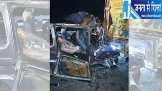 तेज रफ्तार ट्रक का कहर, बाइक सवार दो युवकों की मौत तेज रफ्तार ट्रक का कहर, बाइक सवार दो युवकों की मौत