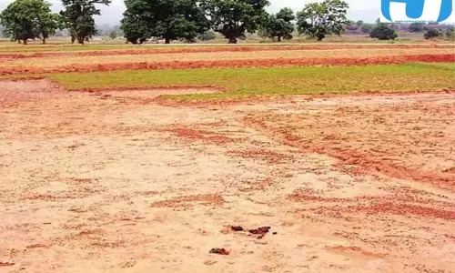 कोसमी में बेदखली पर शासन को सौंपी रिपोर्ट, प्रशासन के दावों को आदिवासी समाज ने नकारा
