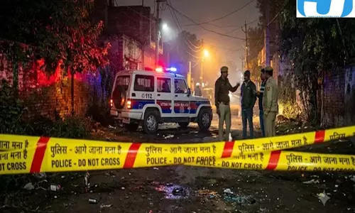 दोस्त पर जानलेवा हमले का आरोप, शराब पिलाने के बाद गले पर किया चाकू से वार दोस्त पर जानलेवा हमले का आरोप, शराब पिलाने के बाद गले पर किया चाकू से वार