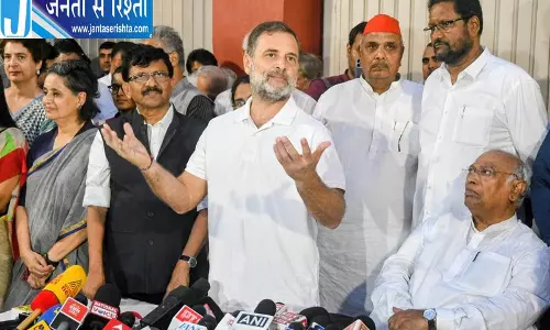 राहुल गांधी का बड़ा ऐलान, ज्ञानेश कुमार के खिलाफ लड़ाई रहेगी जारी राहुल गांधी का बड़ा ऐलान, ज्ञानेश कुमार के खिलाफ लड़ाई रहेगी जारी