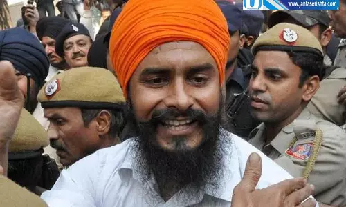 पंजाब जेल में ट्रांसफर की मांग पर SC ने दिल्ली सरकार से मांगी जानकारी पंजाब जेल में ट्रांसफर की मांग पर SC ने दिल्ली सरकार से मांगी जानकारी