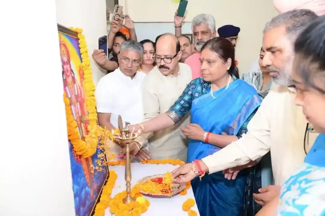 बेटियों के बेहतर स्वास्थ्य के लिए सर्वाइकल कैंसर पर जागरूकता जरूरी बेटियों के बेहतर स्वास्थ्य के लिए सर्वाइकल कैंसर पर जागरूकता जरूरी