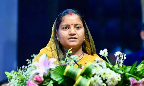 बदहाल सड़कों पर मंत्री सख्त