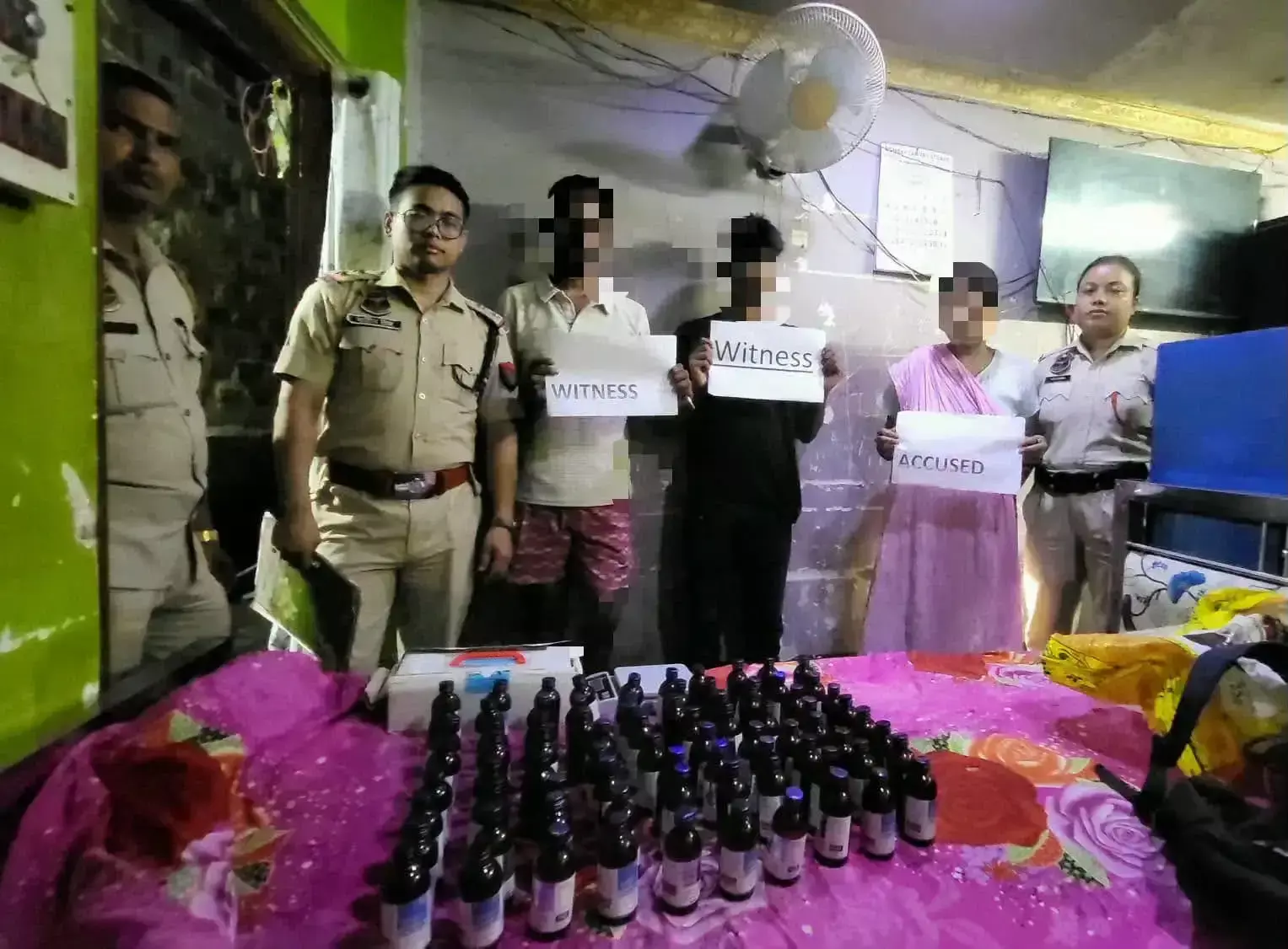 नशीले कफ सिरप के कारोबार पर कार्रवाई, दो गिरफ्तार