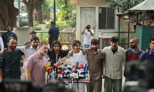 प्रधानमंत्री से लेकर सिपाही तक को दिलाएंगे सजा, प्रेस कॉन्फ्रेंस में बोले राहुल गांधी प्रधानमंत्री से लेकर सिपाही तक को दिलाएंगे सजा, प्रेस कॉन्फ्रेंस में बोले राहुल गांधी