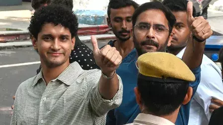 CJP के दो सदस्यों को तिहाड़ जेल में अलग-अलग रखा गया