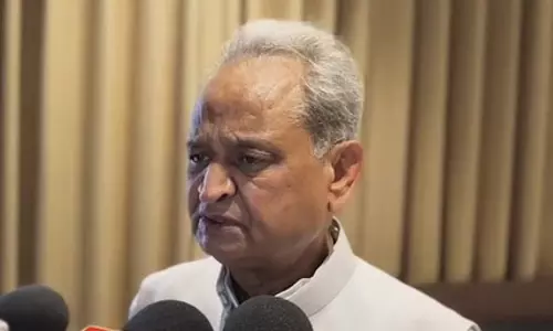 देश में स्थिति गंभीर, लोकतंत्र को बचाने की जरूरत: अशोक गहलोत