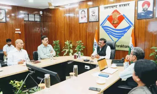 विदेशी भाषाओं का प्रशिक्षण देने के लिए व्यापक कार्ययोजना तैयार की जाएः मुख्य सचिव आनन्द बर्द्धन