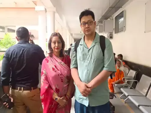 सिंधिया राजघराने की ₹41 हजार करोड़ की संपत्ति का विवाद: प्रतिमा देवी को 29 अक्टूबर को देने होंगे सबूत सिंधिया राजघराने की ₹41 हजार करोड़ की संपत्ति का विवाद: प्रतिमा देवी को 29 अक्टूबर को देने होंगे सबूत