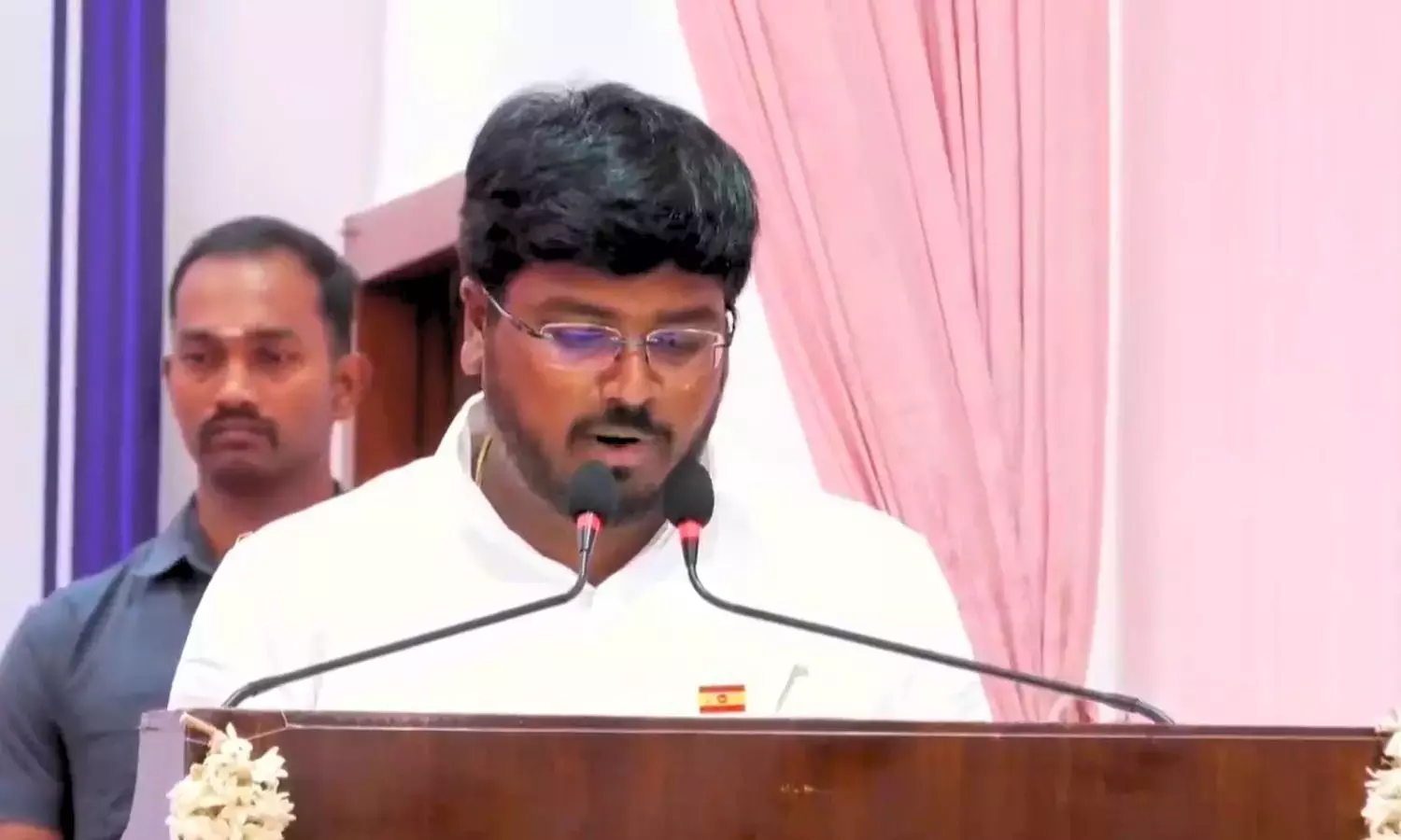 पड़ोसी राज्यों को मिनरल ट्रांसपोर्ट पर रोक जारी रहेगी: तमिलनाडु के मंत्री वी.के. राजीव