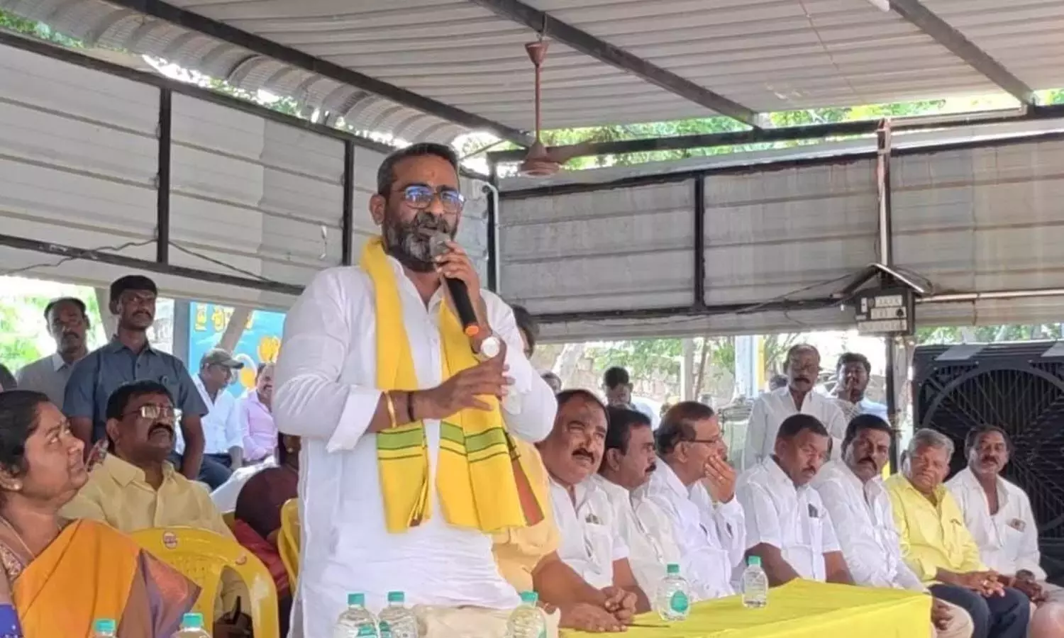 TDP का स्थानीय चुनावों में 34% टिकट हिस्सेदारी का लक्ष्य TDP का स्थानीय चुनावों में 34% टिकट हिस्सेदारी का लक्ष्य