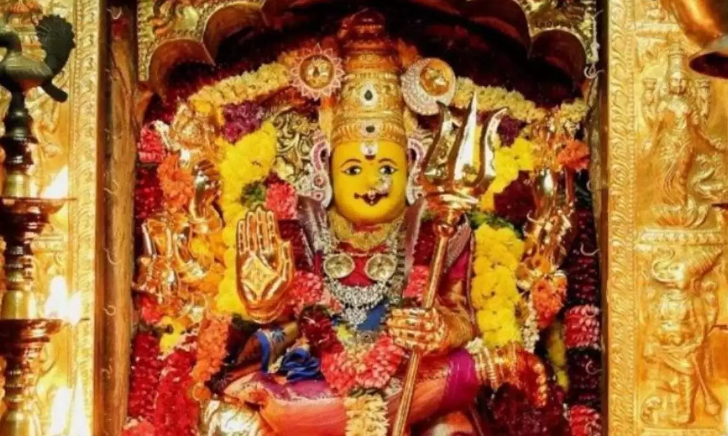 Tamil Nadu: देवी दुर्गा विजयवाड़ा इंद्रकीलाद्री में महाचंडी के रूप में प्रकट होती हैं