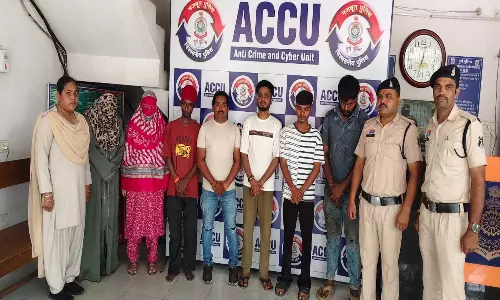 साइबर ठगी का खुलासा, कमीशन के लालच में बैंक खाते बेचने वाले 7 आरोपी गिरफ्तार साइबर ठगी का खुलासा, कमीशन के लालच में बैंक खाते बेचने वाले 7 आरोपी गिरफ्तार