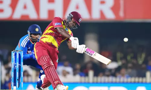 IND vs WI: रदरफोर्ड का तूफान, 200 पार विंडीज IND vs WI: रदरफोर्ड का तूफान, 200 पार विंडीज
