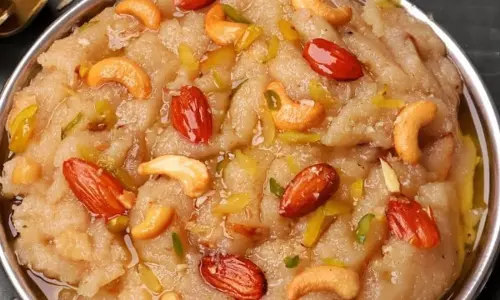 नवरात्रि के पांचवें दिन बनाएं स्वादिष्ट केले का हलवा