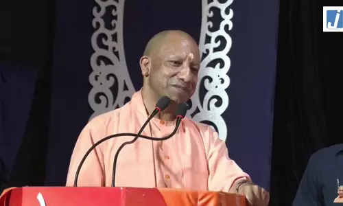 धन के लिए धर्म नहीं त्यागूंगा, युद्ध छिड़ा तो बम-गोले भी दागूंगा, CM योगी धन के लिए धर्म नहीं त्यागूंगा, युद्ध छिड़ा तो बम-गोले भी दागूंगा, CM योगी