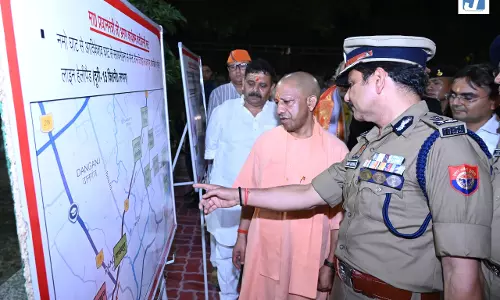 वायुसेना का भव्य एयर शो, CM योगी ने परखीं तैयारियां, PM मोदी के आने की संभावना वायुसेना का भव्य एयर शो, CM योगी ने परखीं तैयारियां, PM मोदी के आने की संभावना