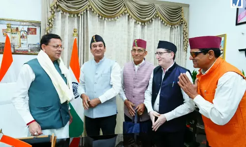 मुख्यमंत्री पुष्कर सिंह धामी से उत्तराखंड महापरिषद, लखनऊ के प्रतिनिधि भरत सिंह बिष्ट ने की भेंट मुख्यमंत्री पुष्कर सिंह धामी से उत्तराखंड महापरिषद, लखनऊ के प्रतिनिधि भरत सिंह बिष्ट ने की भेंट