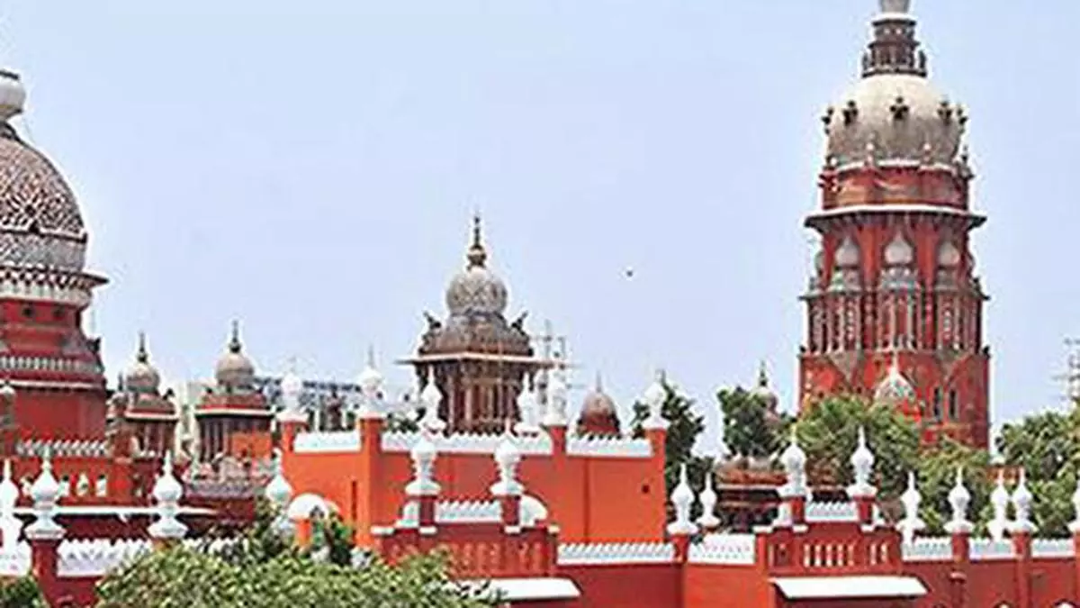 मद्रास HC का रुख: RSS मार्च की अनुमति न देने पर उठाए सवाल मद्रास HC का रुख: RSS मार्च की अनुमति न देने पर उठाए सवाल