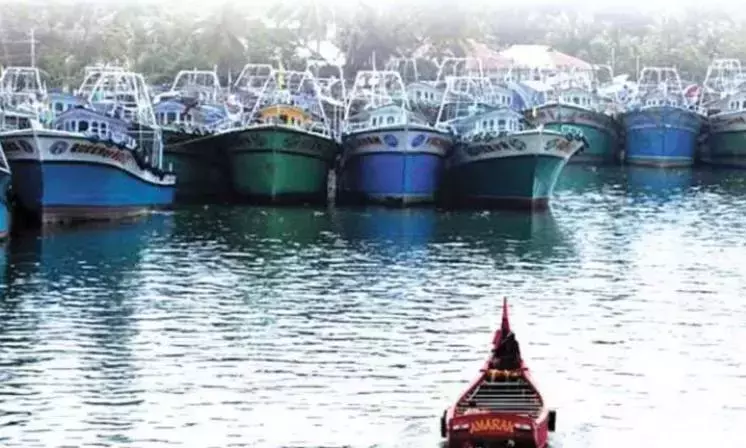Tamil Nadu: मालदीव की नौसेना ने 25 मछुआरों और उनकी नावों को हिरासत में लिया Tamil Nadu: मालदीव की नौसेना ने 25 मछुआरों और उनकी नावों को हिरासत में लिया