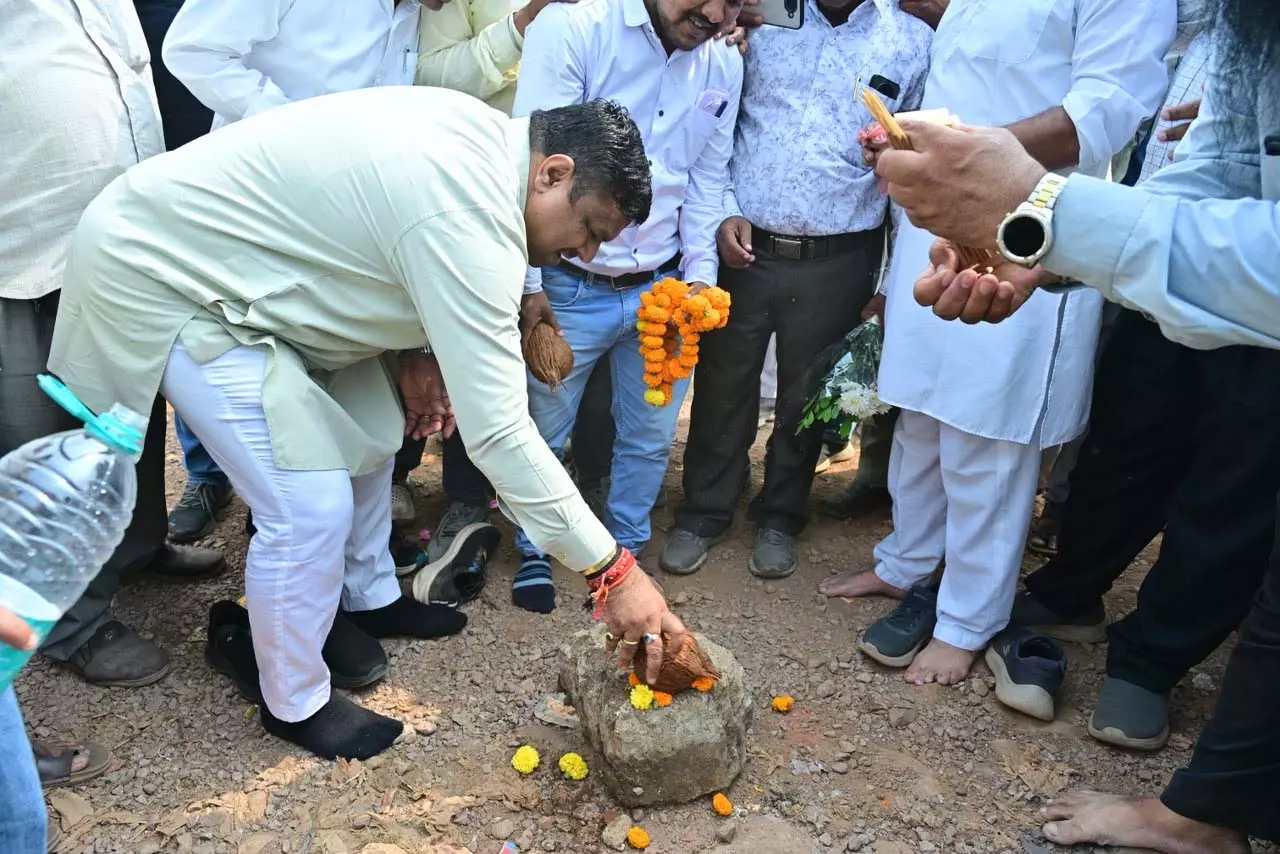 दुर्ग के ट्रांसपोर्ट नगर में 105.85 लाख रुपए की लागत से बनेगी सीसी रोड दुर्ग के ट्रांसपोर्ट नगर में 105.85 लाख रुपए की लागत से बनेगी सीसी रोड