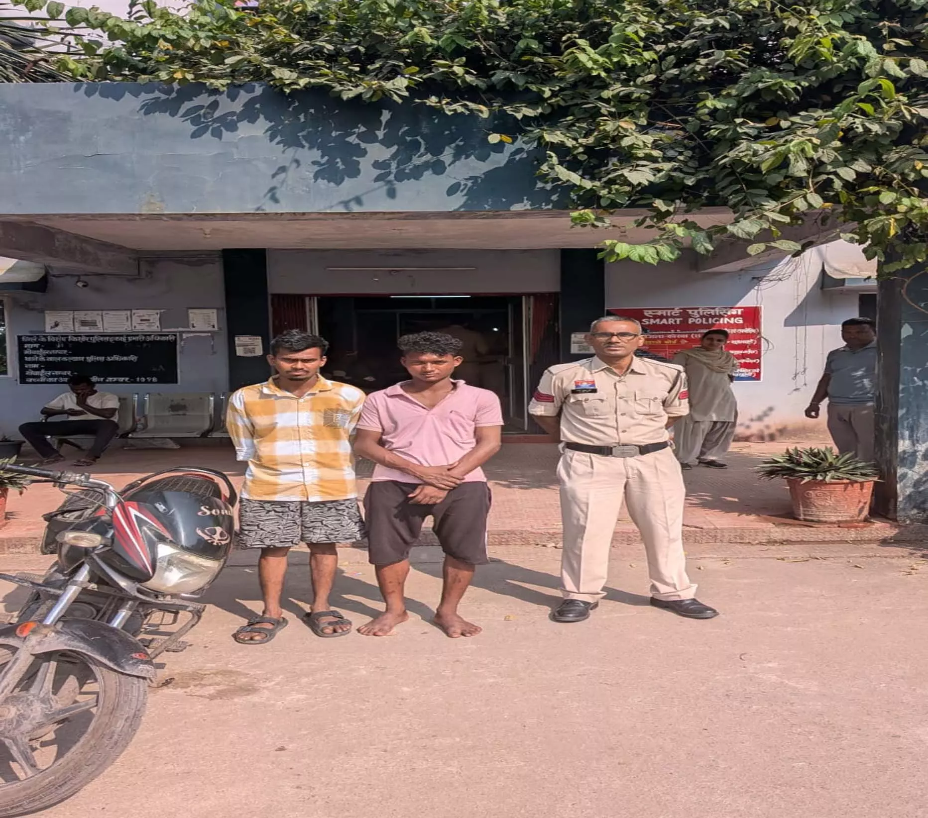 कोरबा में बाइक चोरी करने वाले दो युवक गिरफ्तार कोरबा में बाइक चोरी करने वाले दो युवक गिरफ्तार