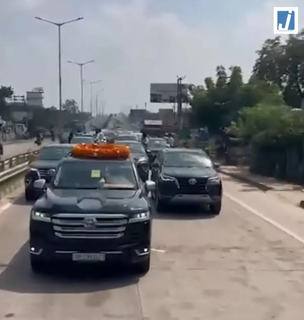 अभय सिंह का शक्ति प्रदर्शन! BJP में शामिल होने से पहले दिखा बड़ा काफिला अभय सिंह का शक्ति प्रदर्शन! BJP में शामिल होने से पहले दिखा बड़ा काफिला