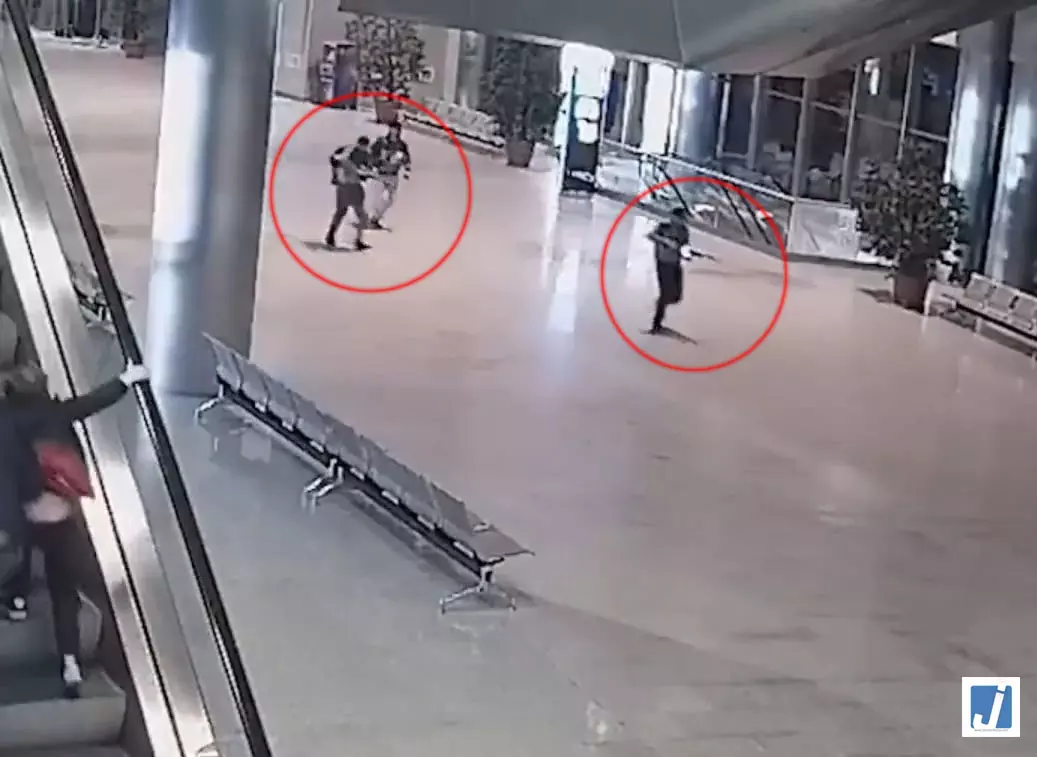 रूस ने पहली बार जारी किया क्रोकस सिटी हॉल आतंकी हमले का CCTV फुटेज रूस ने पहली बार जारी किया क्रोकस सिटी हॉल आतंकी हमले का CCTV फुटेज