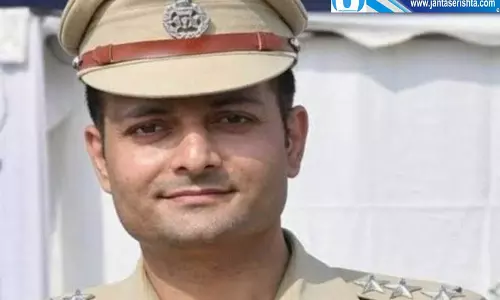 दिल्ली ACP विवाद में नया मोड़, जातिसूचक गालियों का आरोप लगाकर कराई FIR